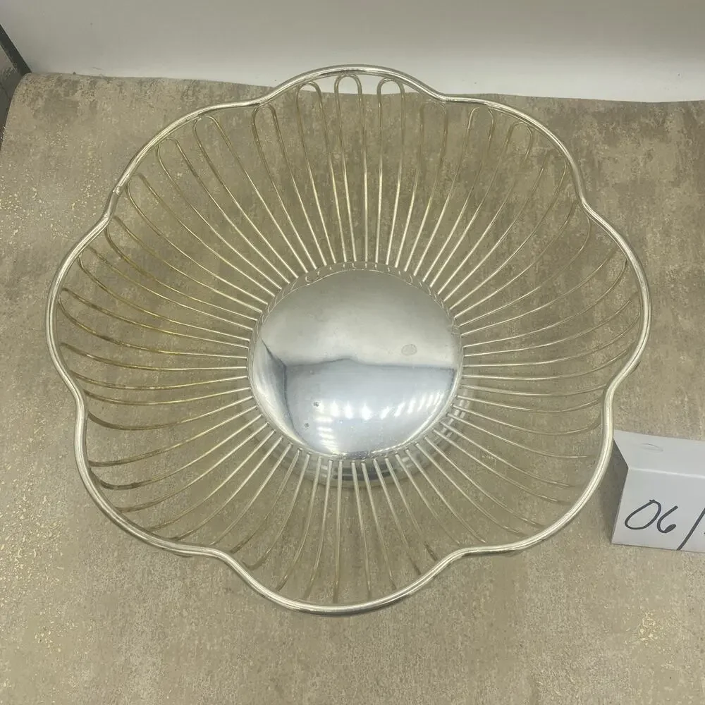 Silver Plate Round Fruit, Bread, Vegetable Bowl Basket, 9.5” Diameter